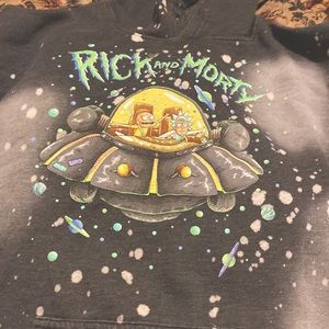 Really nice been worn once and really cool for people that like Rick and  morty
